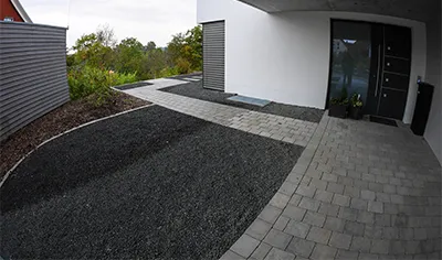 Grünanlage mit Solitärgehölzen